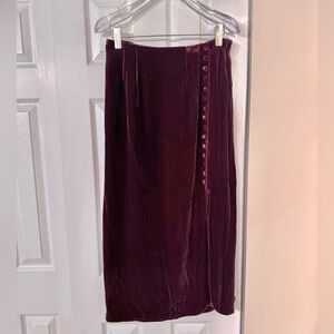 J. Peterman Company Wine Red Burgundy Purple Maroon Velvet Faux Button Skirt